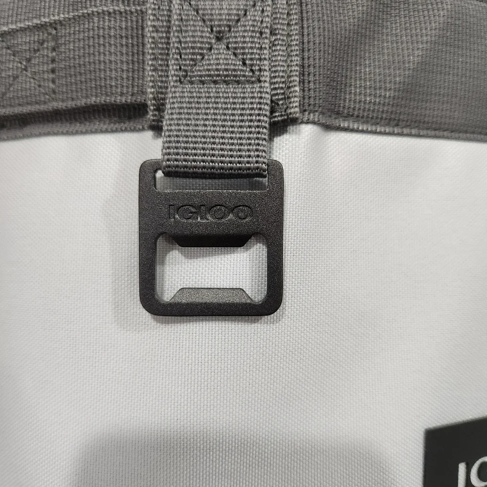 Igloo Reactor Portable 46 Can Soft Insulated Cinch Cooler Backpack Gray Tailgate